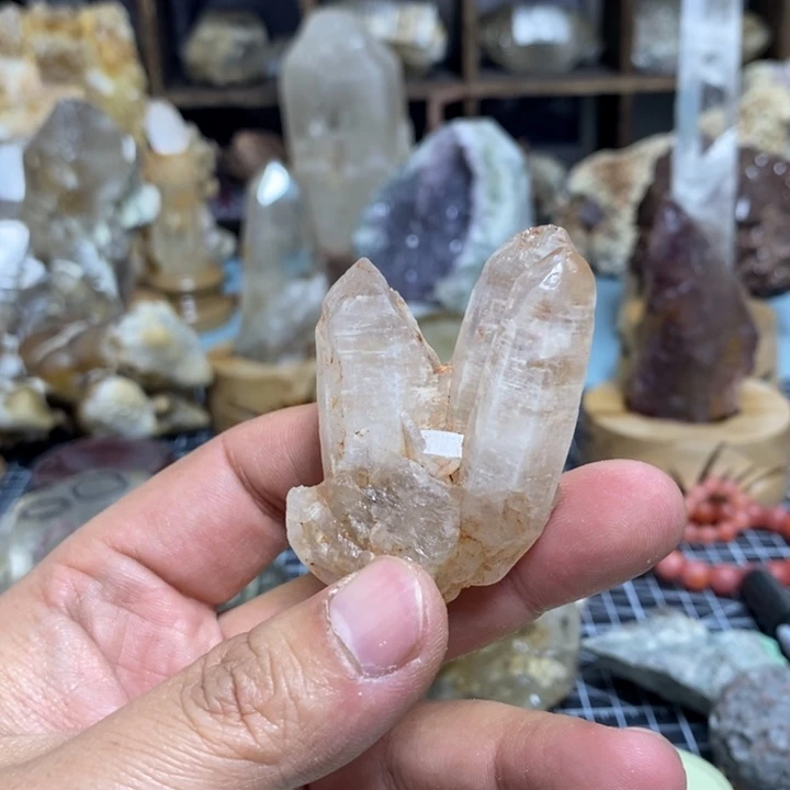 水晶水晶柱未镶嵌