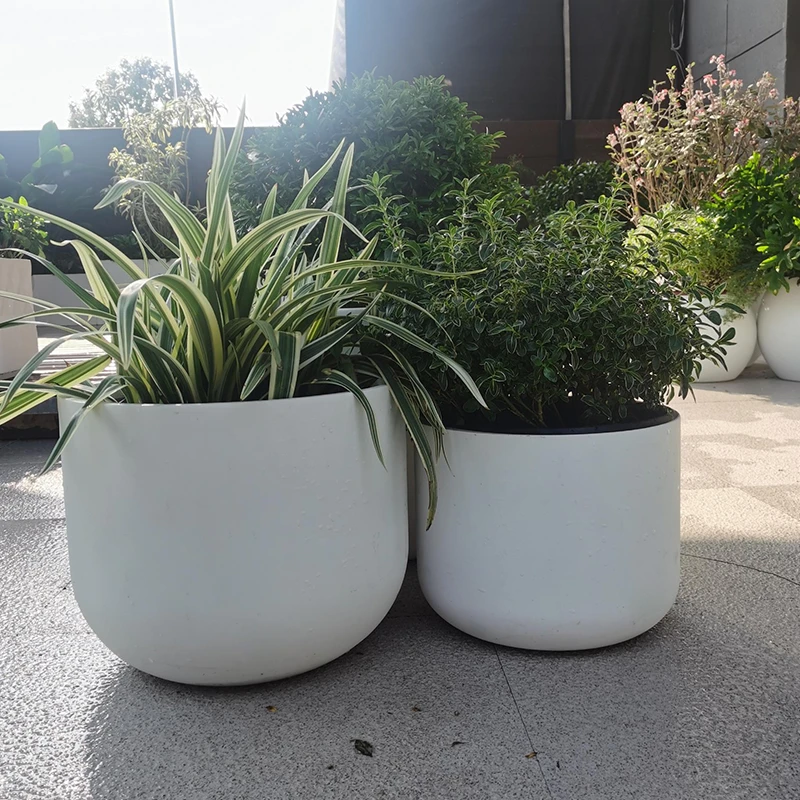 小斗篷直播间玻璃钢花钵3个圆柱弧底花盆组合花境花盆