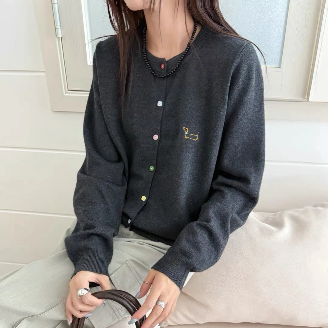 【丽鑫】88223彩扣刺绣小狗针织开衫