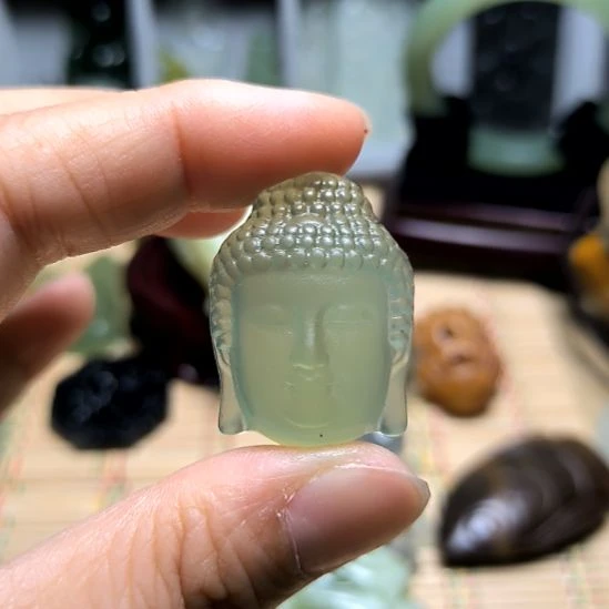 蛇纹石玉合金颈饰