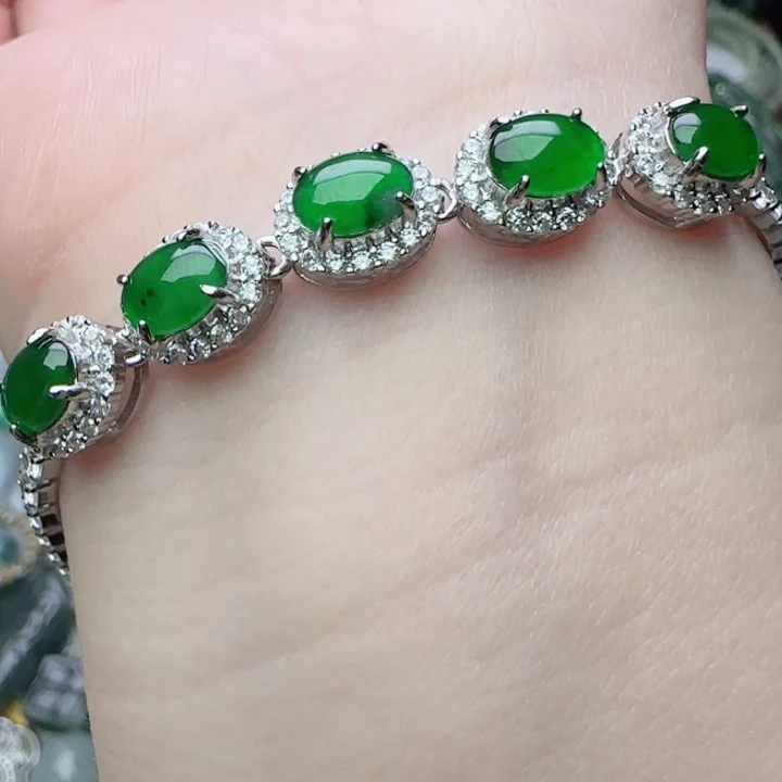 翡翠未镶嵌颈饰天然A货458