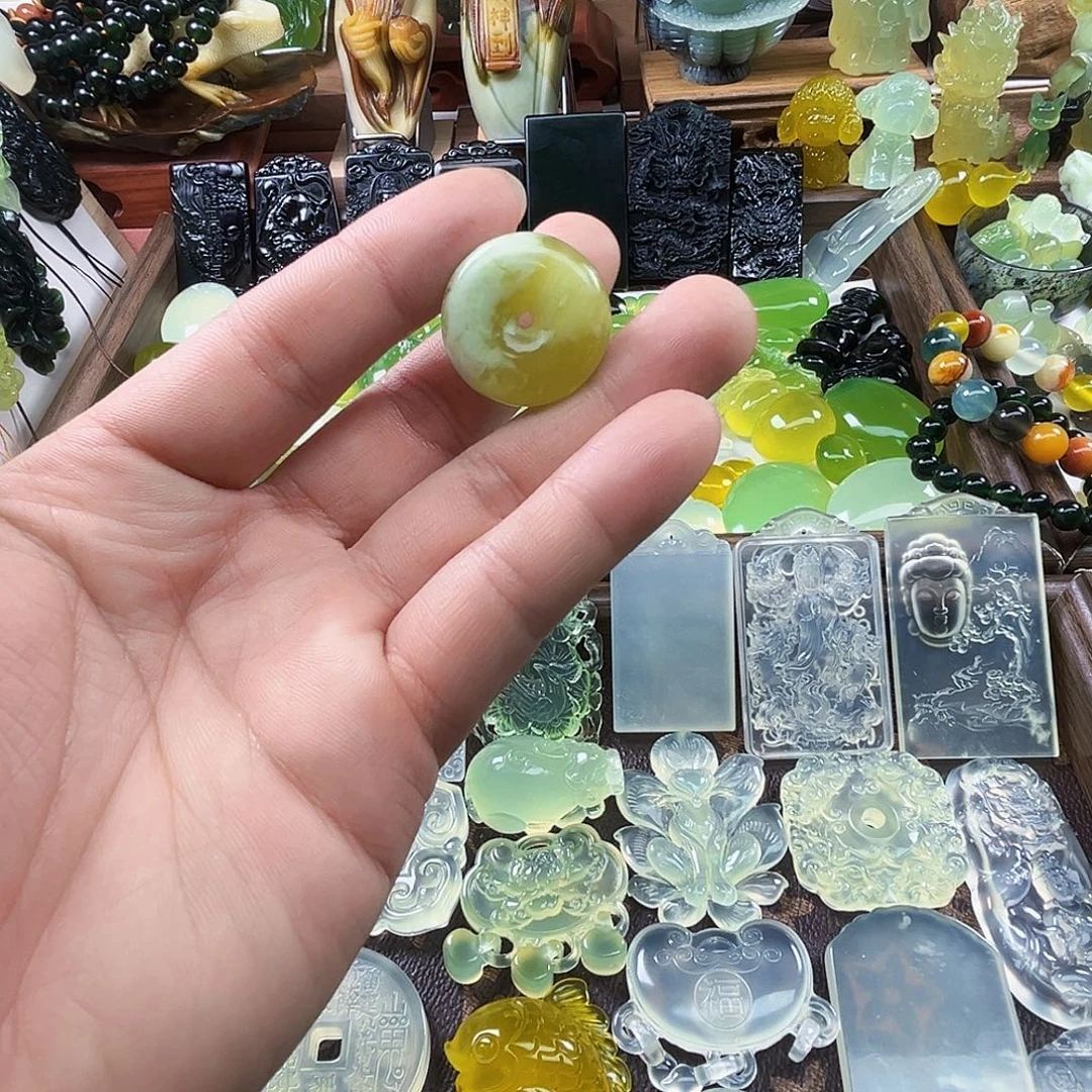 岫玉未镶嵌吊坠(不含链)