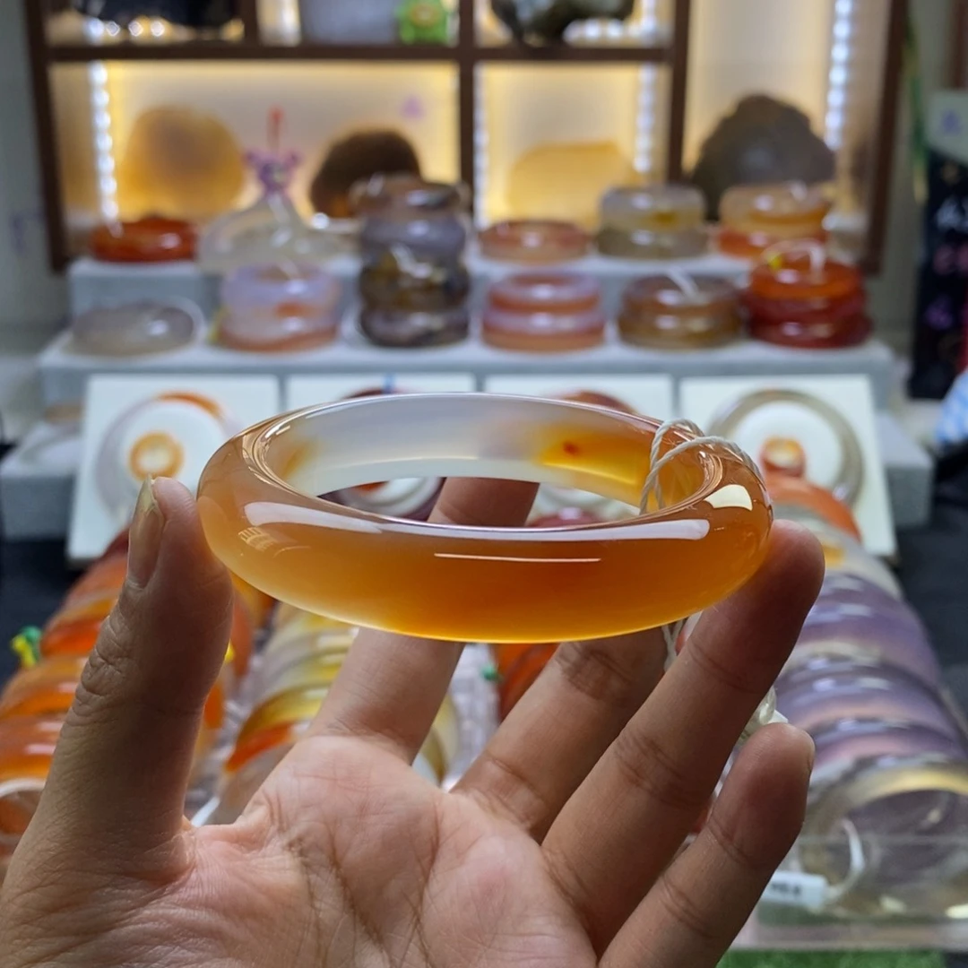 手镯玛瑙/玉髓未镶嵌