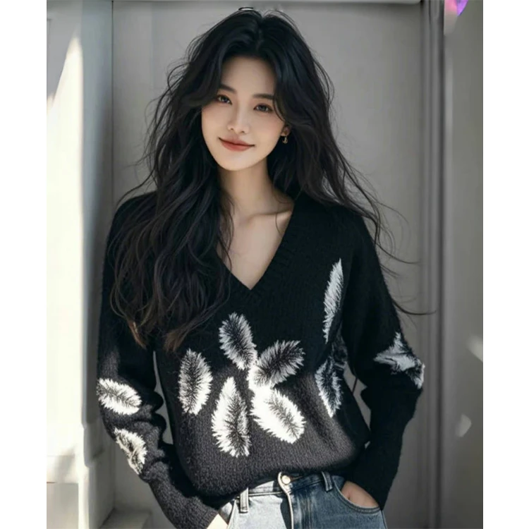 2025新款复古高级感超好看上衣时尚黑色v领宽松毛针织毛衣女春