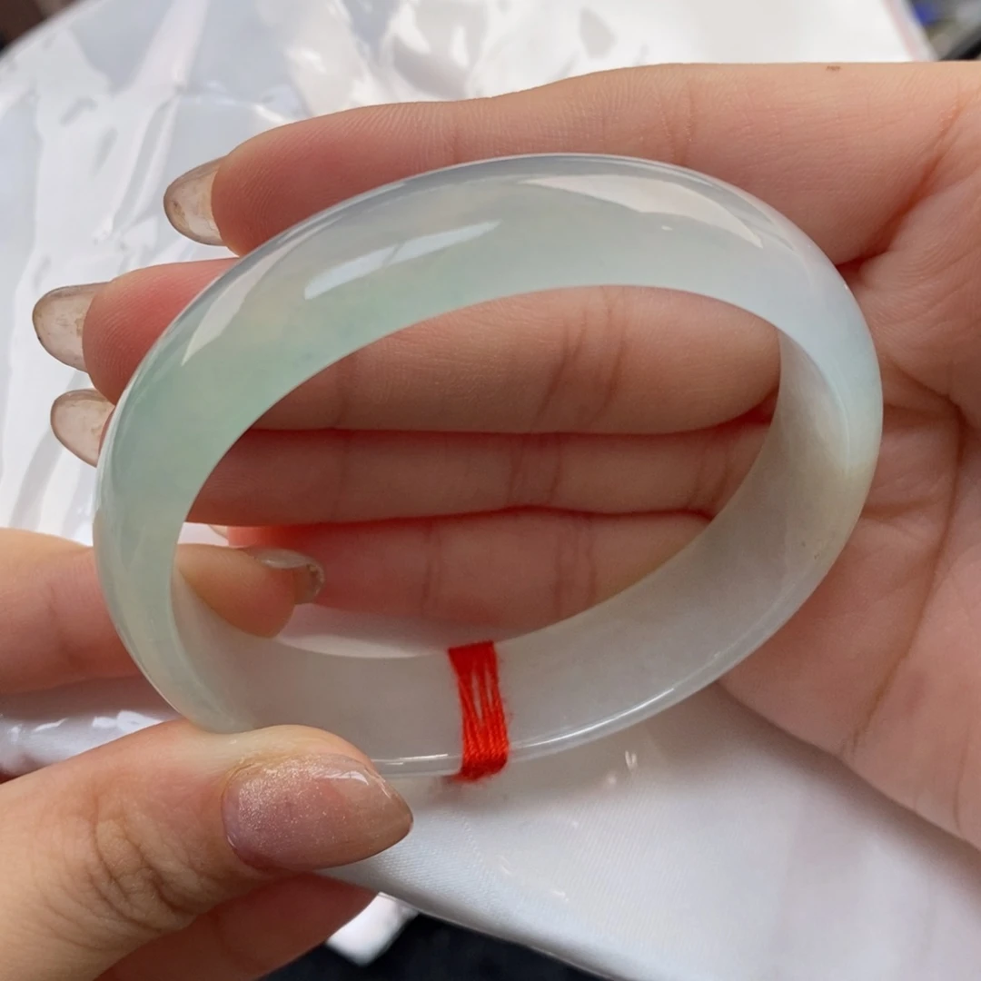 【闪购商品】翡翠手镯未镶嵌1号贵妃