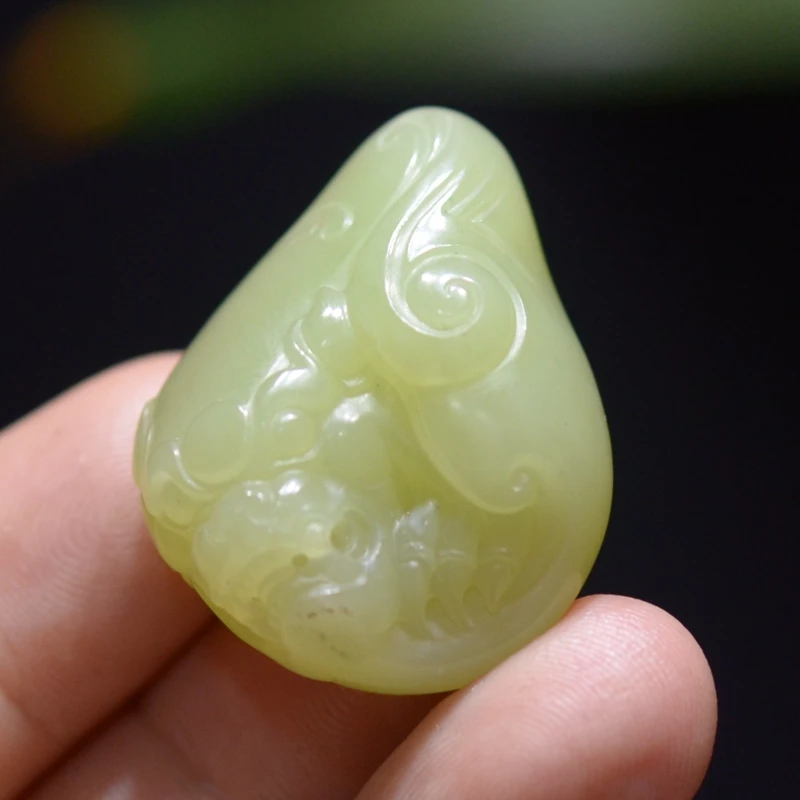 19.4g 新疆和田油糯老熟戈壁黄口料瑞兽挂件