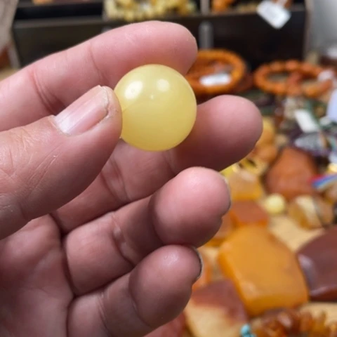 手串琥珀未镶嵌吊坠