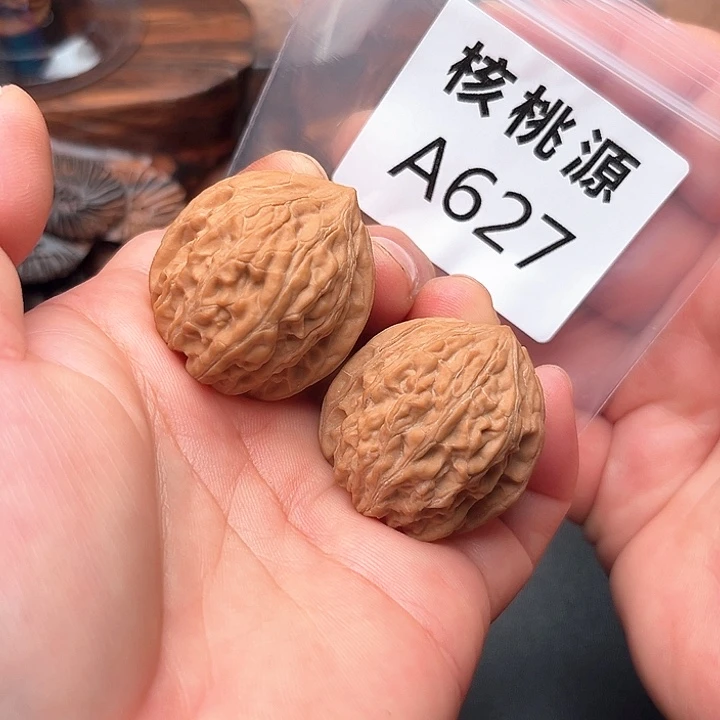 吊坠文玩核桃野生舍利子32+