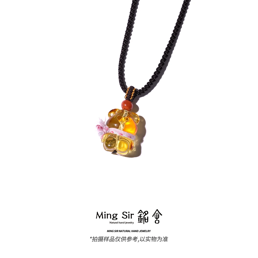 【铭舍 小金熊微瑕】琥珀蜜蜡焦皮料丝巾小熊雕刻配珠颈饰文玩珠宝