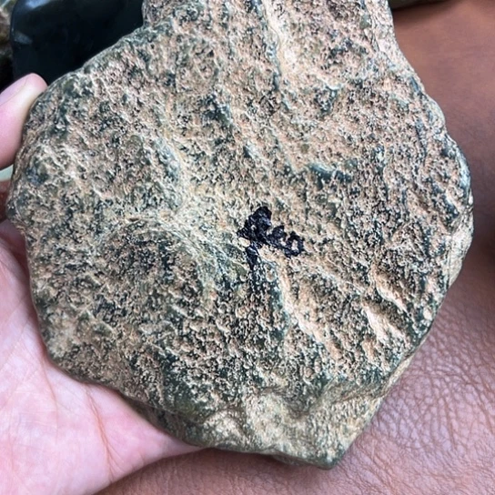 阳***光未镶嵌和田玉珠宝奇石