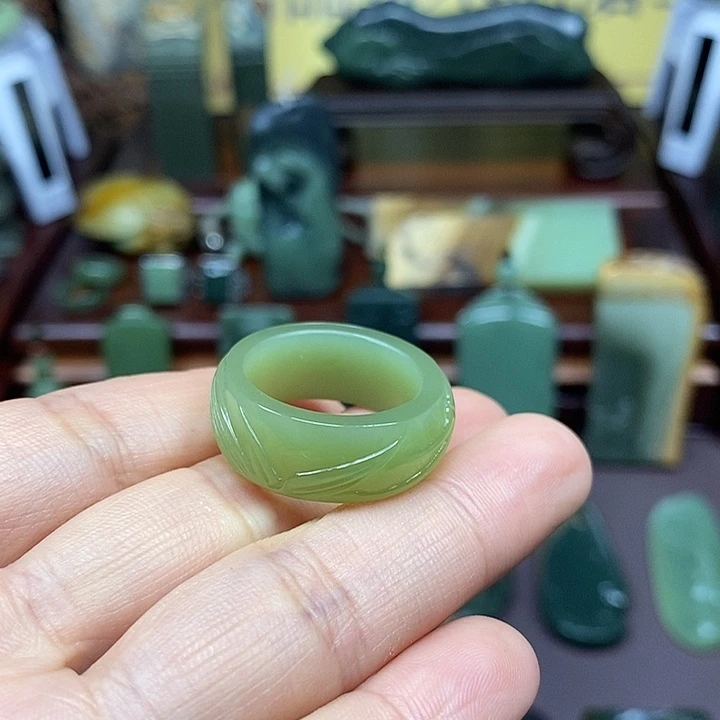 岫岩老玉（透闪石质玉）未镶嵌挂件