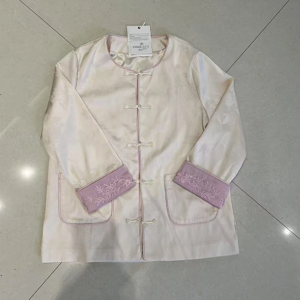 洒脱新中式国风撞色盘扣折边缎面暗纹提花织锦外套