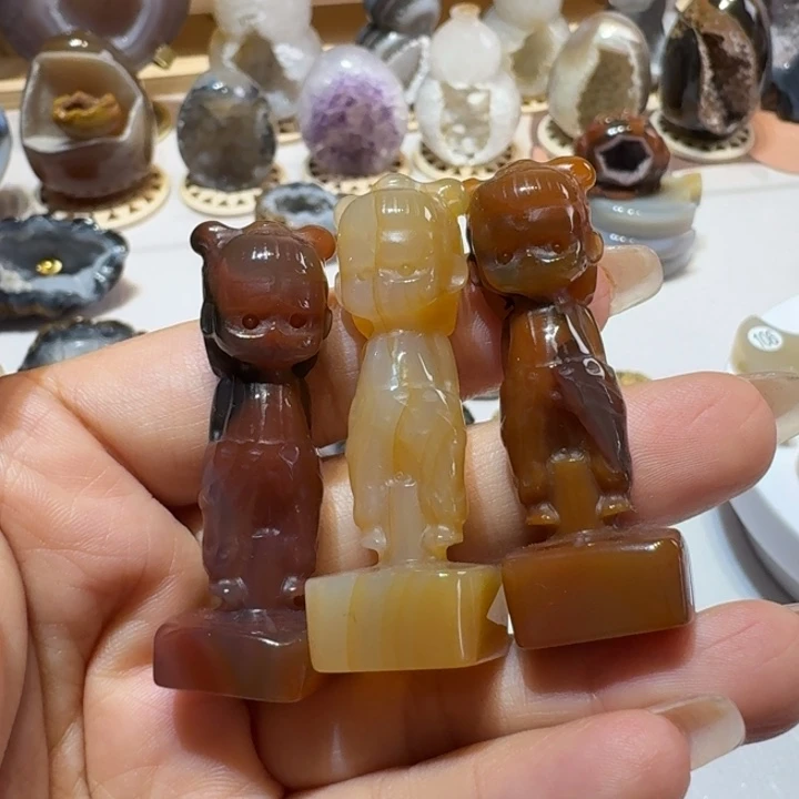 未镶嵌大型摆件（非配饰）水晶哪吒1个50