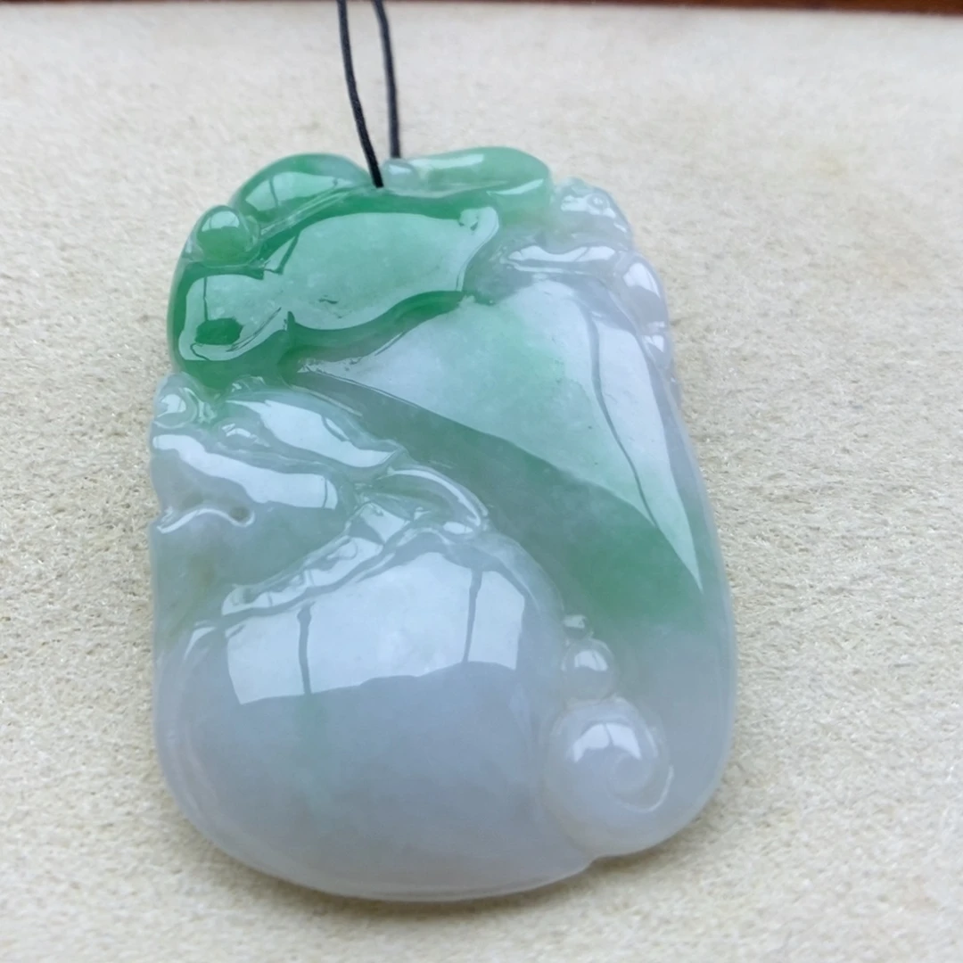 翡翠未镶嵌颈饰吊坠2