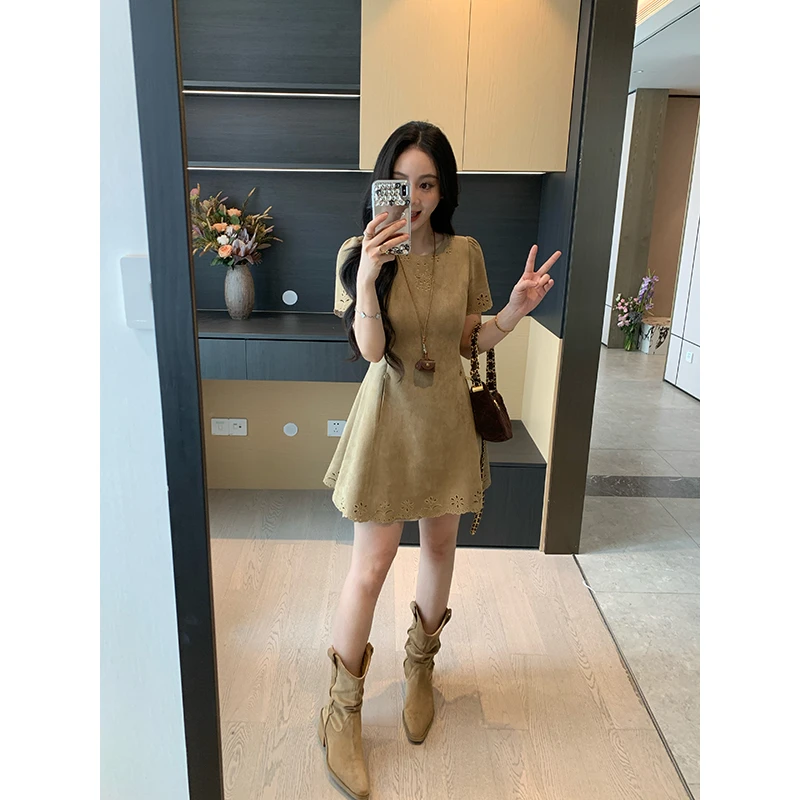 XINYI【剪花美学】夏季复古镂空连衣裙收腰显瘦气质裙X625Q08019