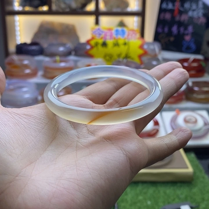 手镯玛瑙/玉髓未镶嵌