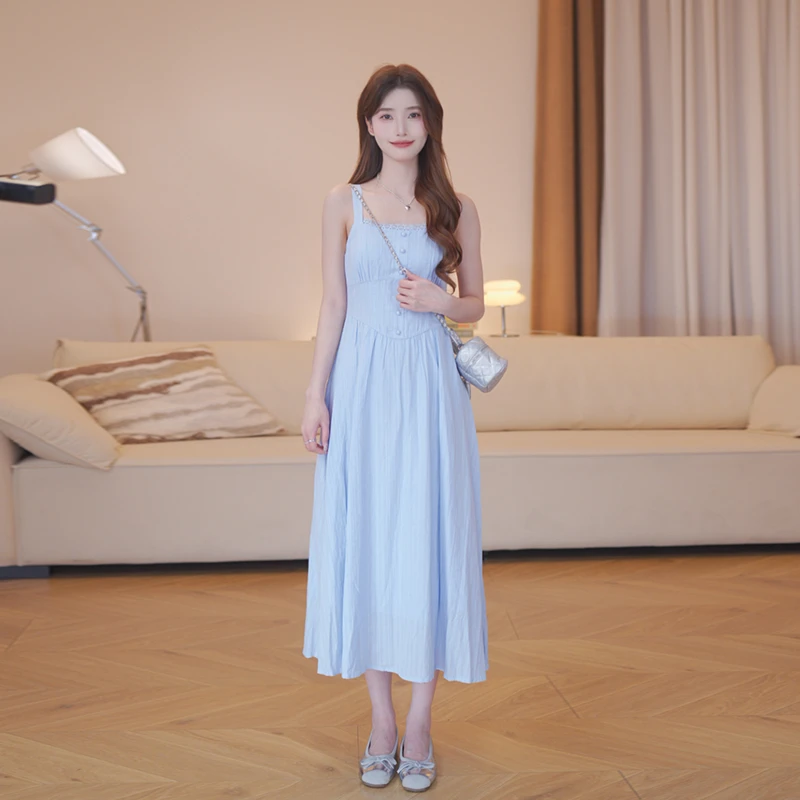 曾小咸 法式气质浅蓝色收腰显瘦吊带连衣裙Z252LQH1156