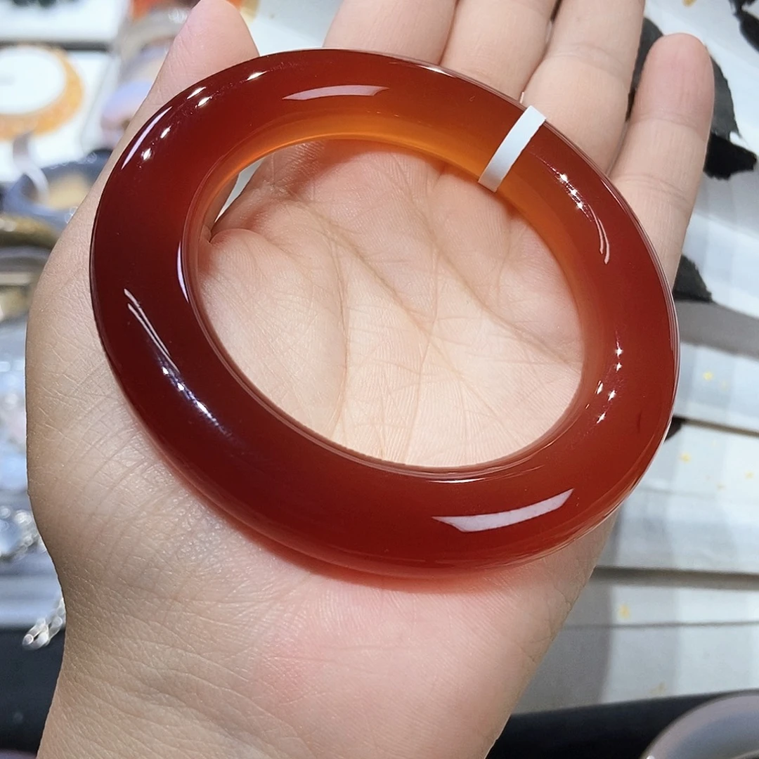 霸***装手镯玛瑙/玉髓未镶嵌