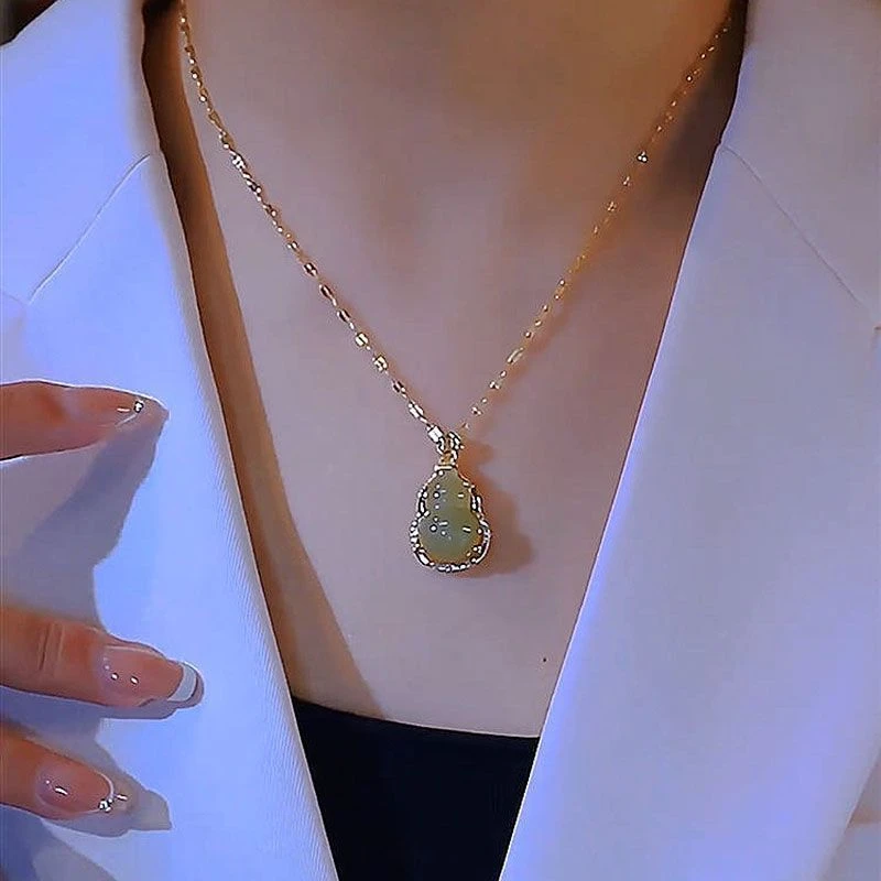 铜合金锆石吊坠 葫芦项链福禄首饰轻奢时尚吊坠小众设计精致颈链