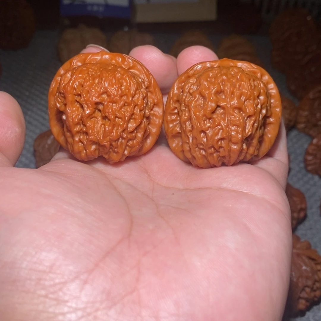 把件文玩核桃41.39.37血麒麟