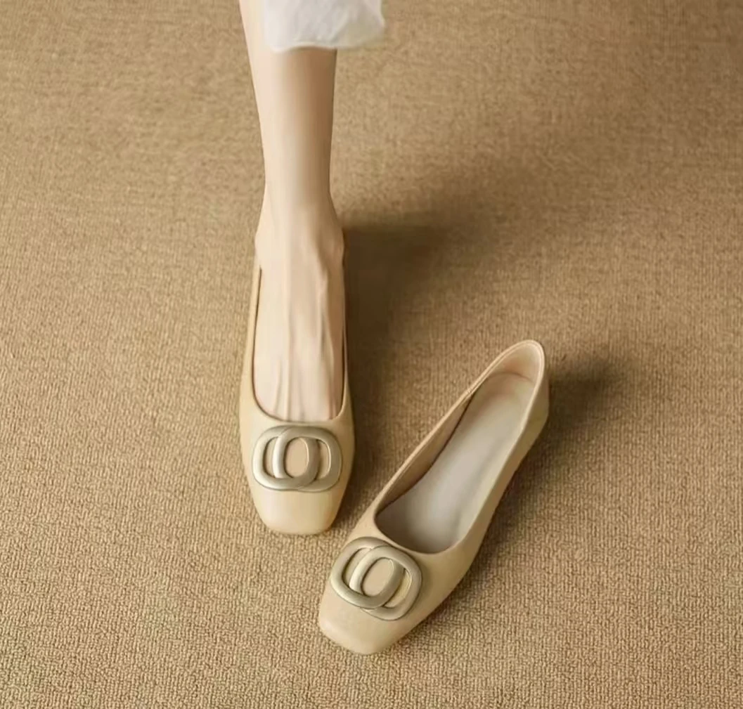 9512低跟浅口时尚舒适单鞋软底软面法式妈妈鞋