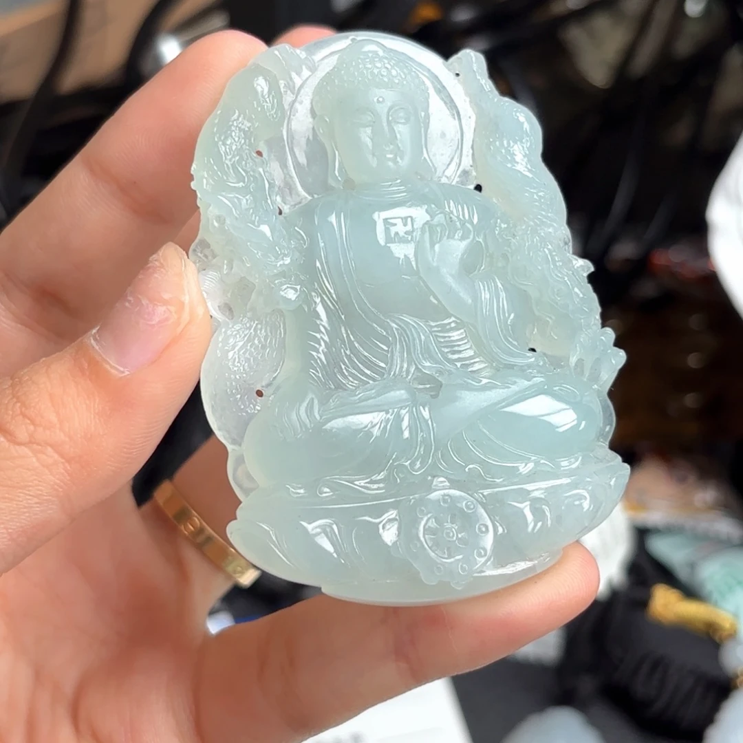 星***学翡翠未镶嵌颈饰阿弥陀佛