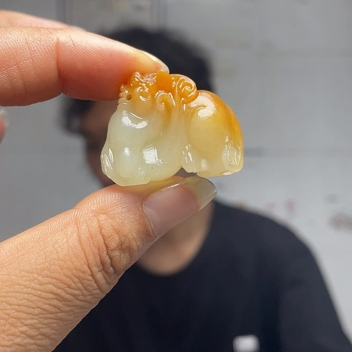 未镶嵌和田玉挂件