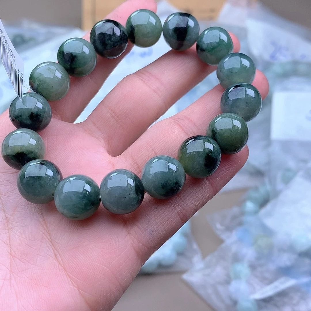 未镶嵌手串定制翡翠