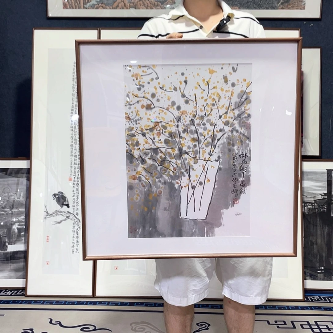 国画大****子手绘画作品带框