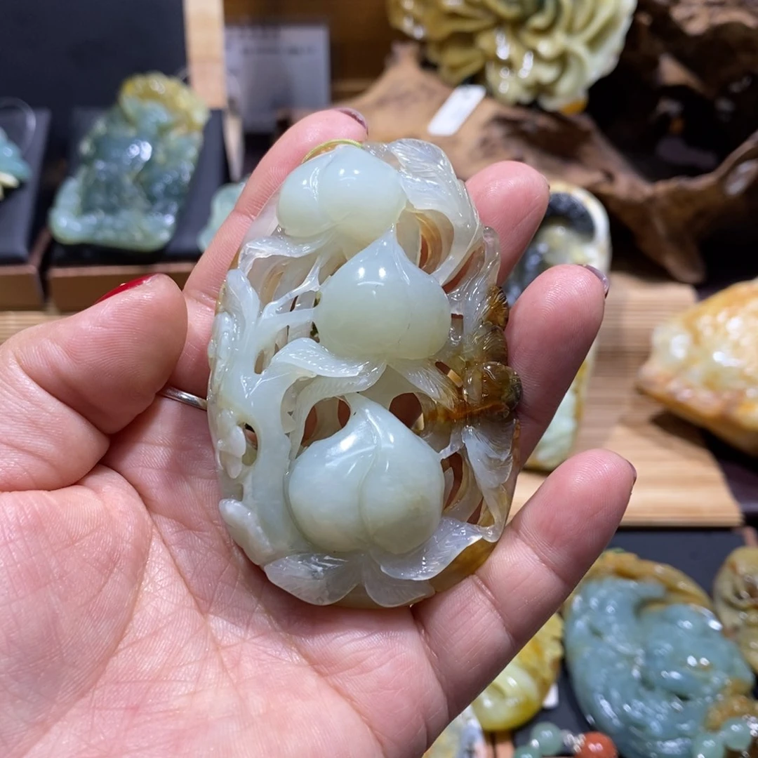 蛇纹石玉颈饰未镶嵌用****9