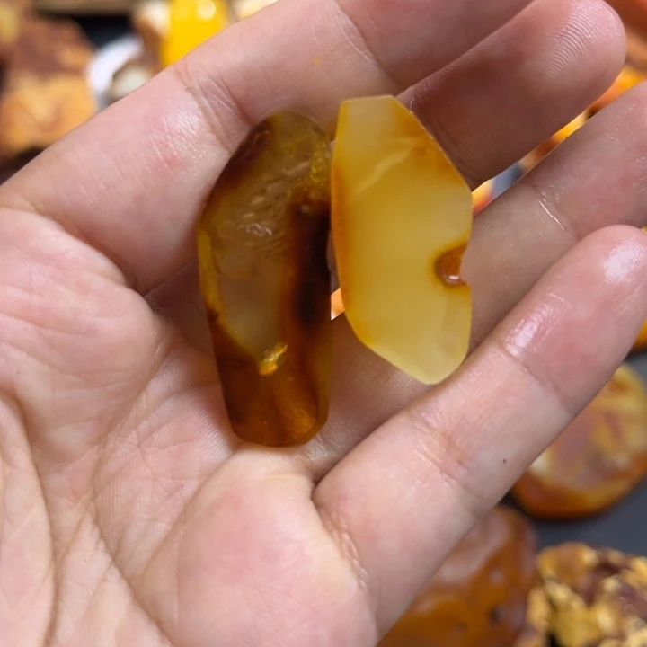未镶嵌定制蜜蜡董*锁蜜蜡定制