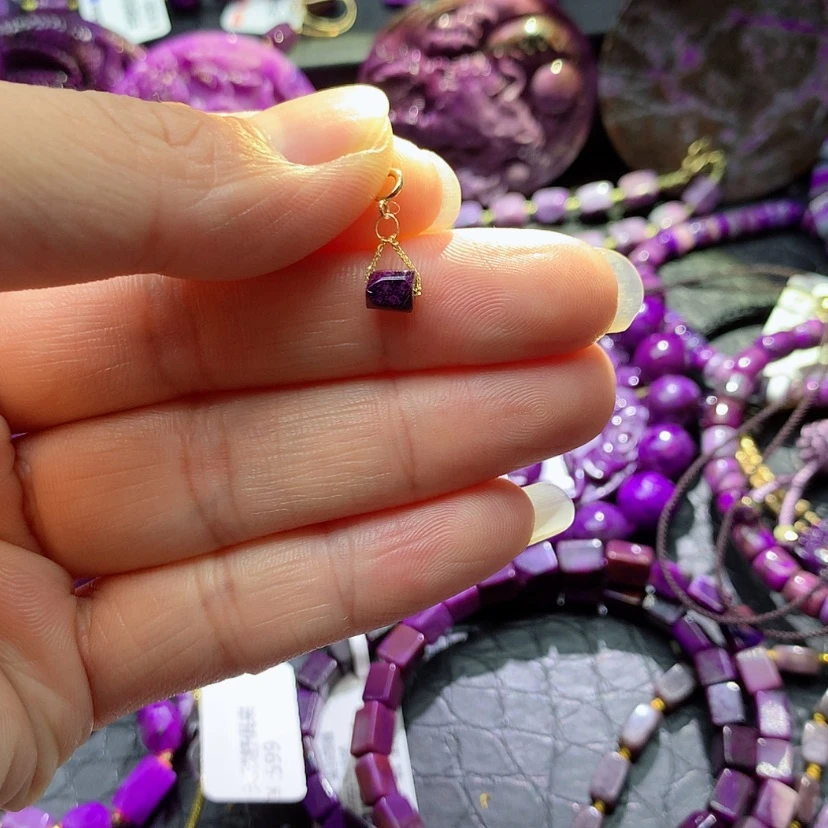 【闪购商品】苏纪石(舒俱来)18K金镶嵌吊坠赠链