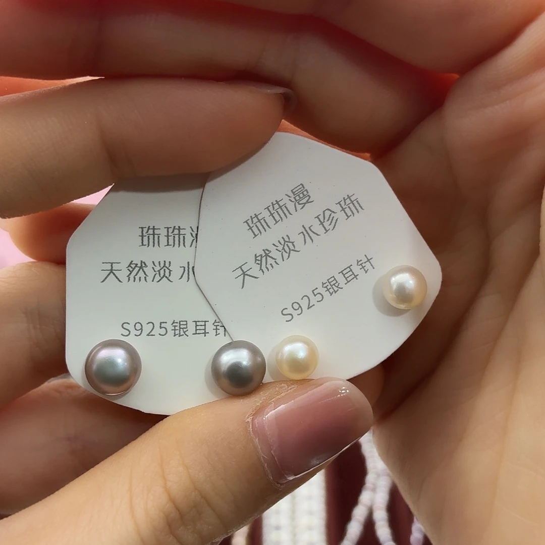 小***福银S925镶嵌耳饰淡水珍珠95微暇