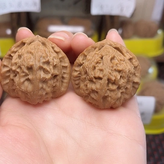 吊坠文玩核桃白狮子