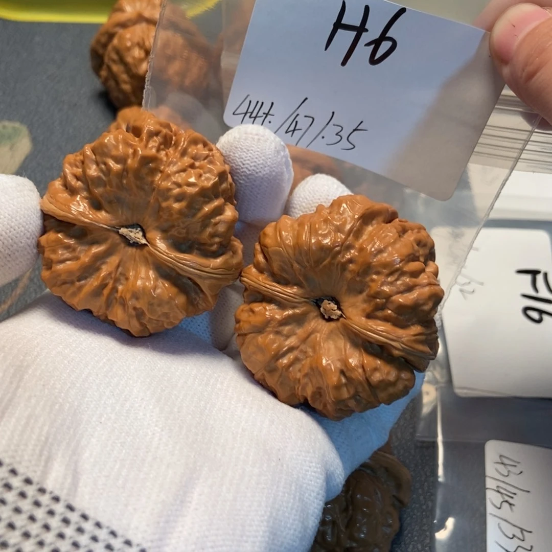 文玩核桃吊坠蛤蟆