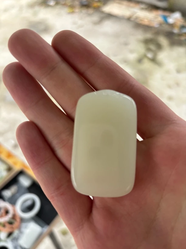 新疆暖白钢板料无事牌