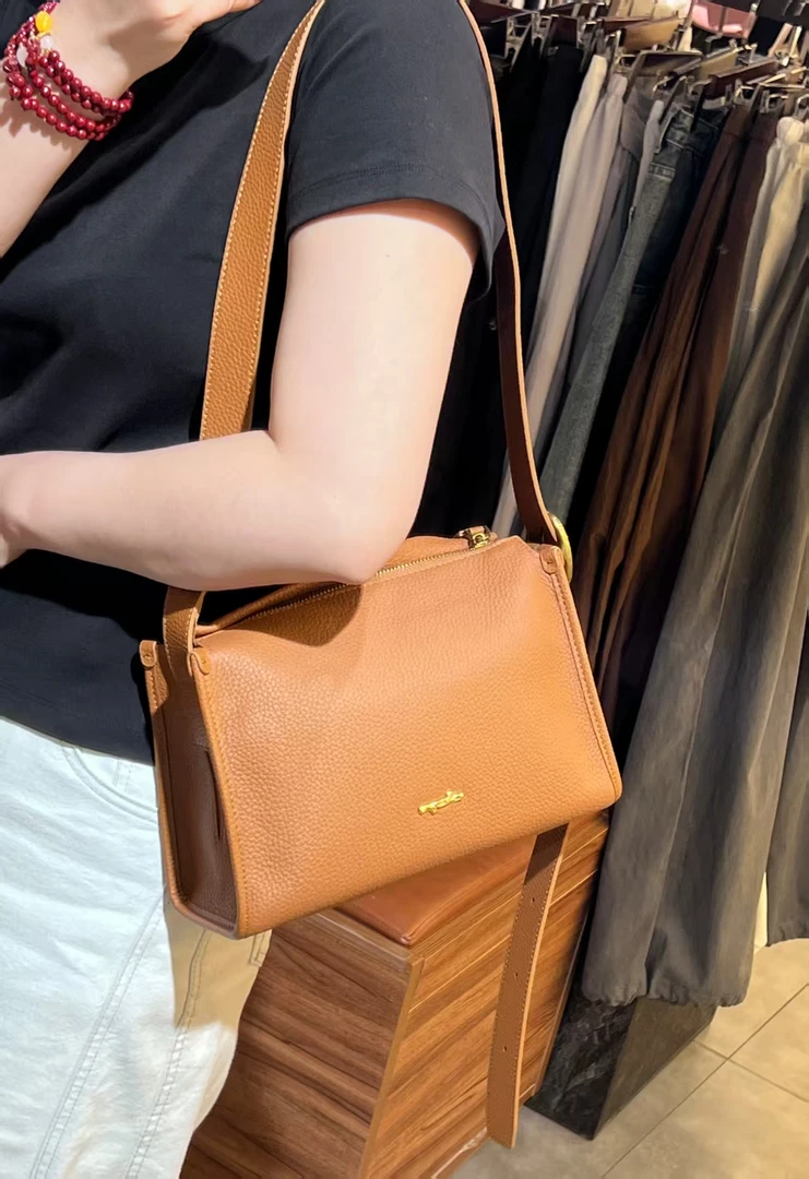 做旧简约风百搭单肩包储物女士卡位小方包防盗斜跨包