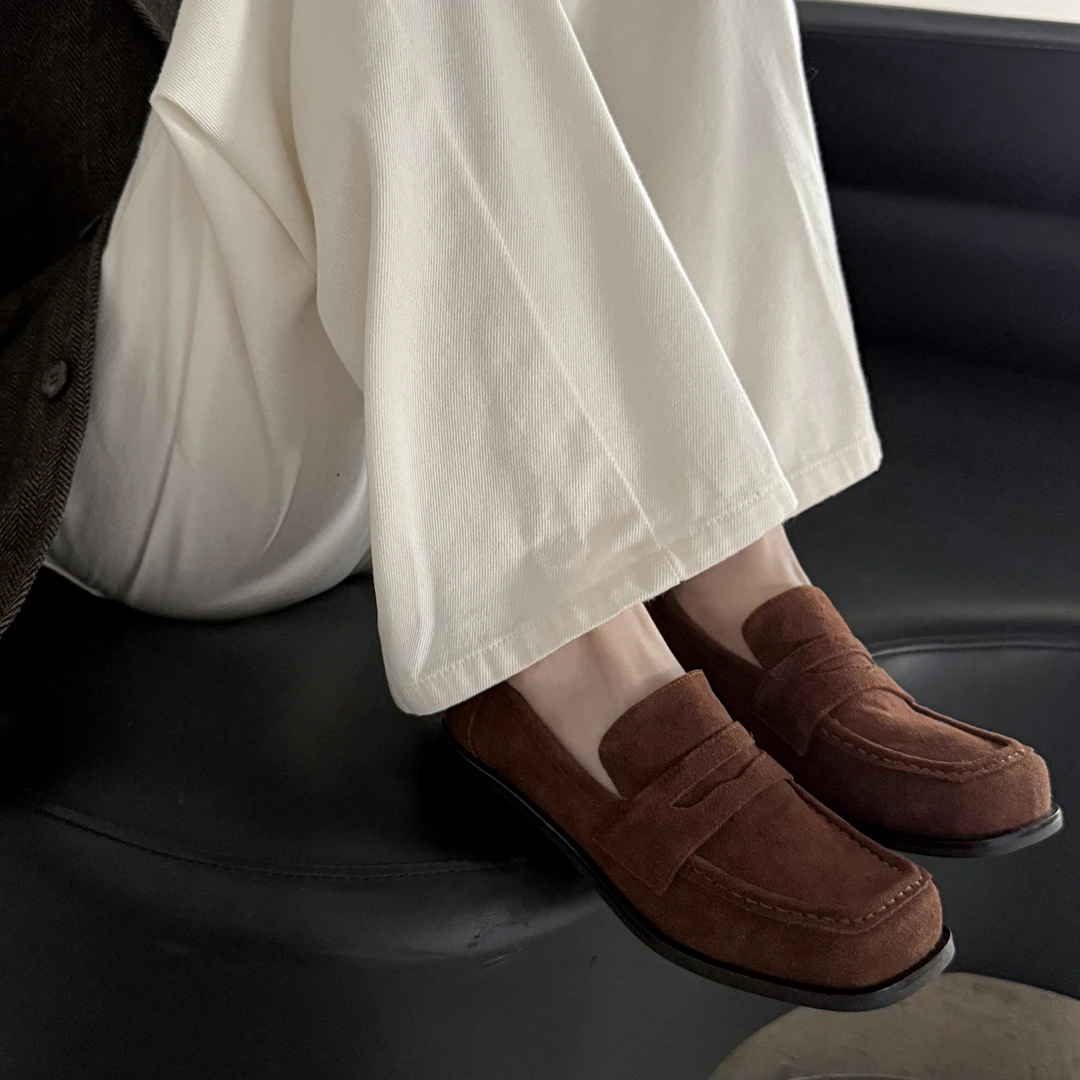 2025年秋冬新款学院风英伦乐福鞋女粗跟百搭时尚中跟复古小皮鞋女