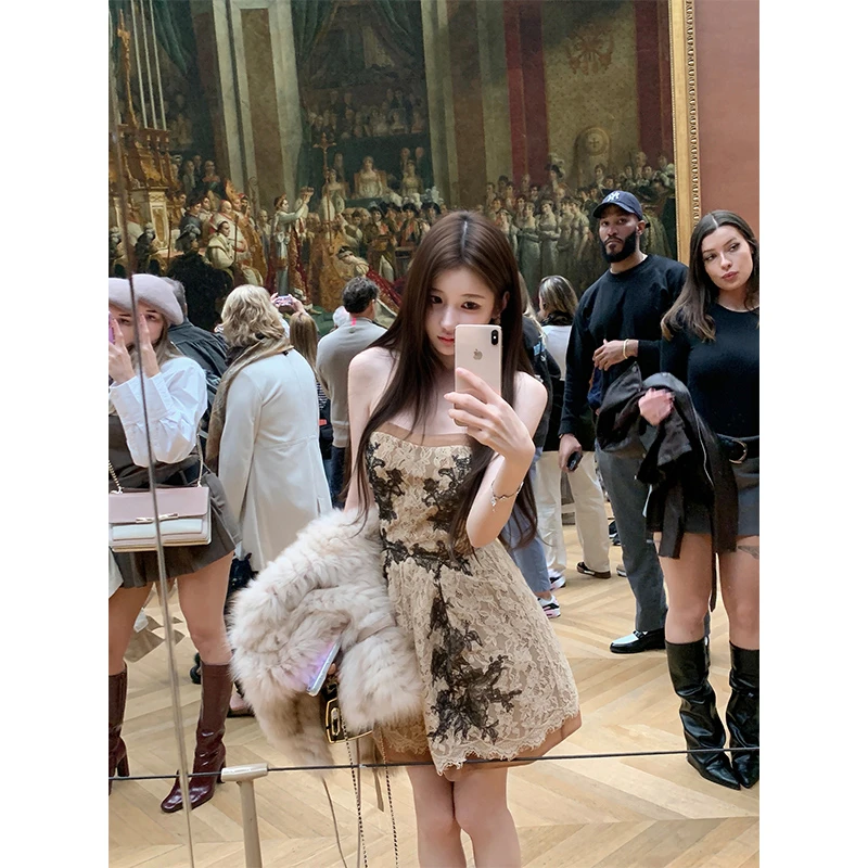 【午夜会女主角】2025秋季新款复古浪漫蕾丝收腰抹胸连衣裙礼服裙