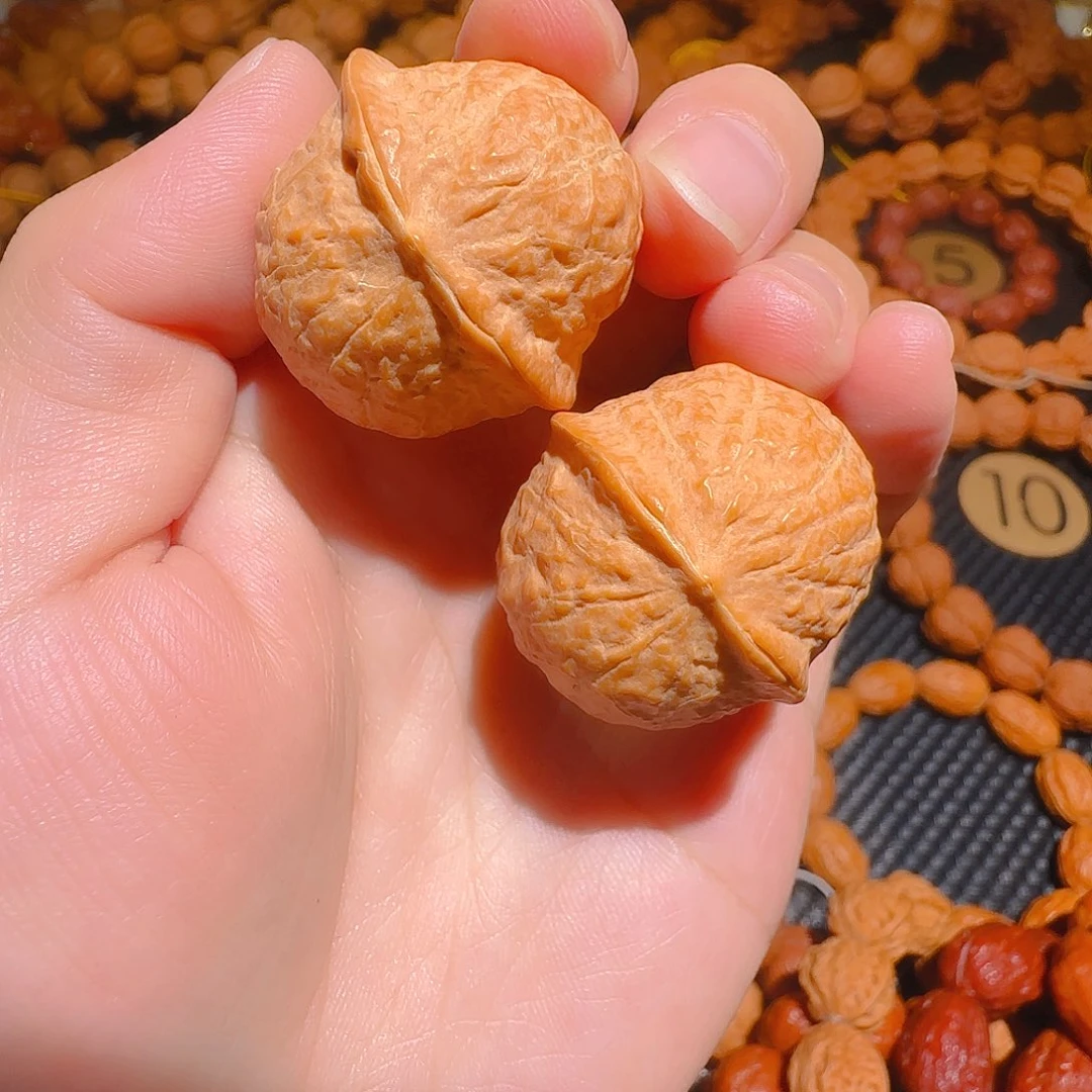 文玩核桃吊坠木鱼元宝手捻