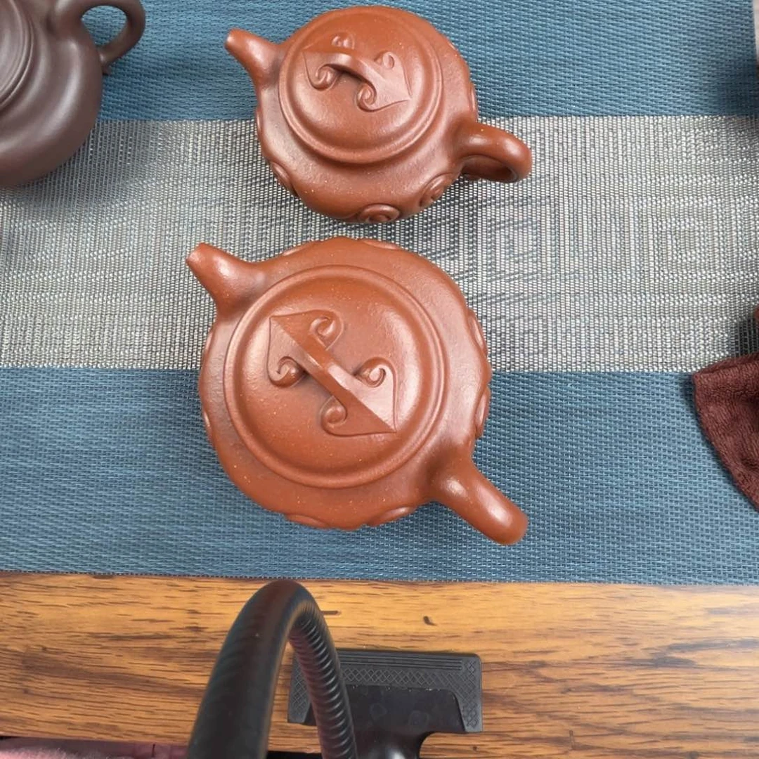 秦***）紫砂茶壶手工制作工艺精湛
