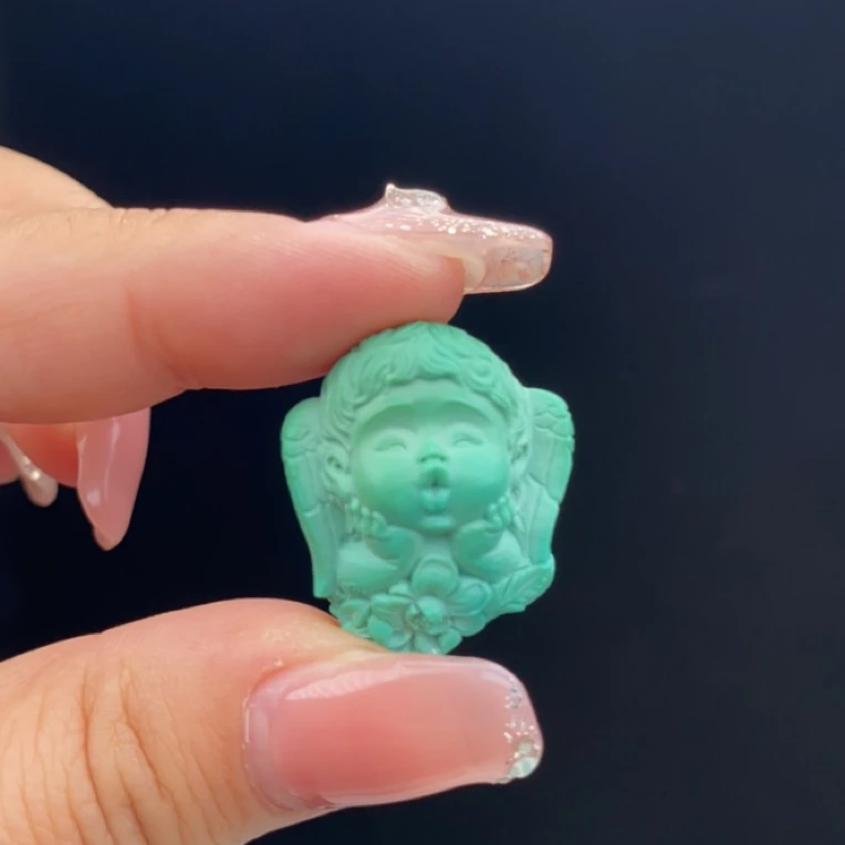 手工雕刻原矿绿松石嘟嘟宝贝
