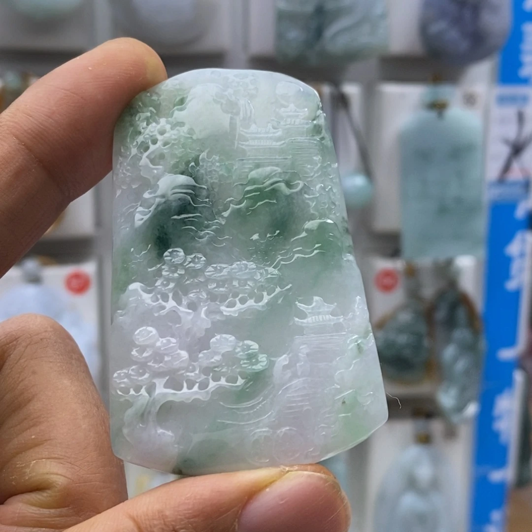 翡翠颈饰未镶嵌樣*山水