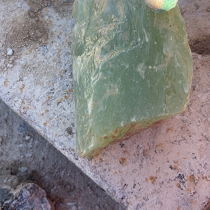 *****蛇纹石玉未镶嵌天然岫玉多样性发一