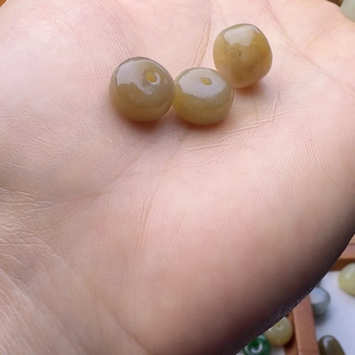 稳***福和田玉未镶嵌挂件