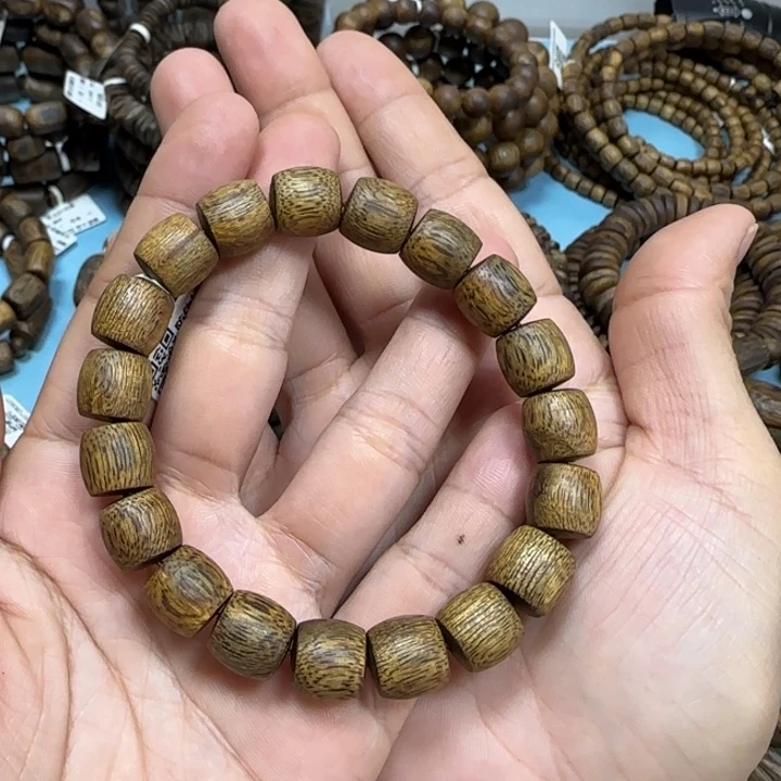 沉香手串陆河多样性发货一条卡11-12克