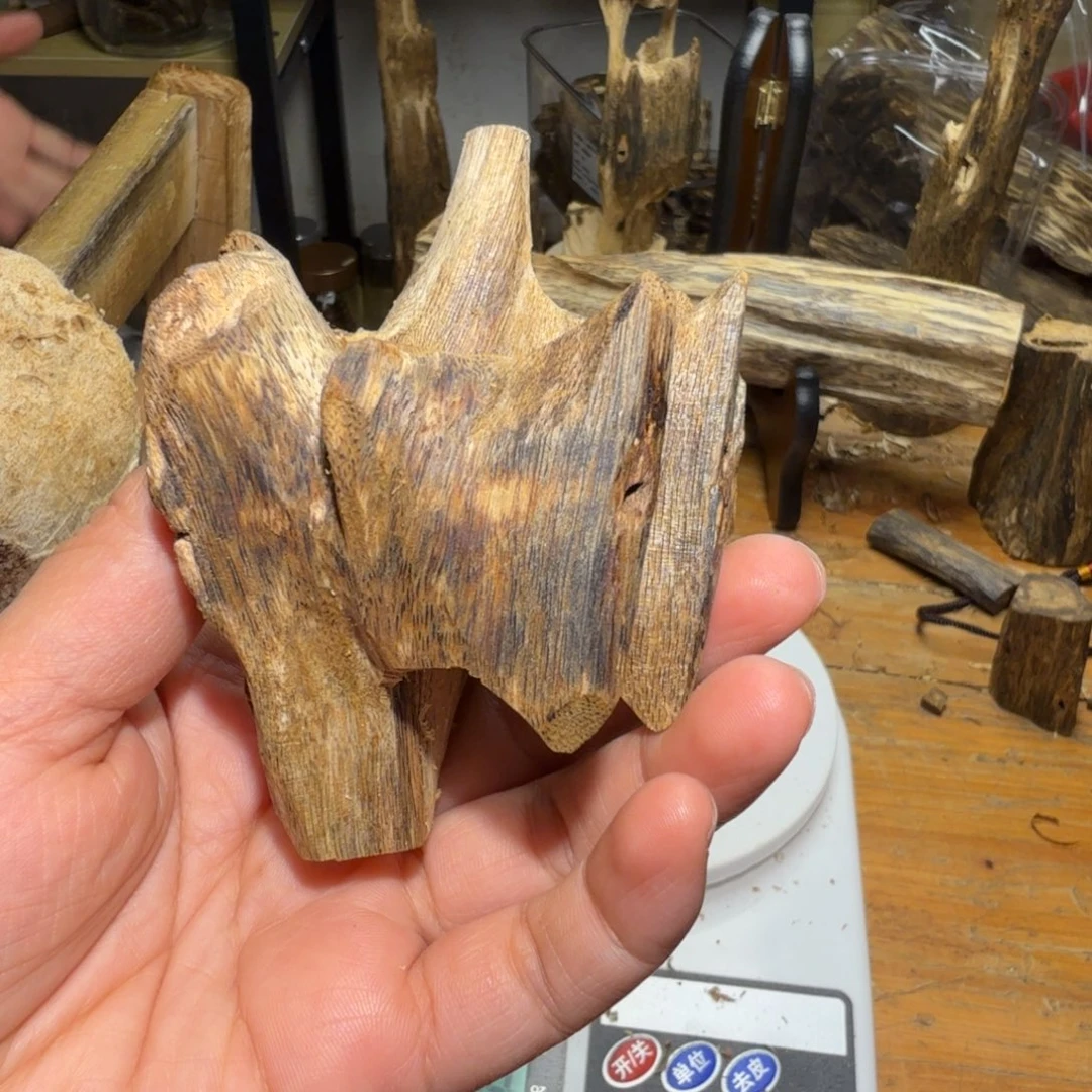 棋楠沉香白奇块料