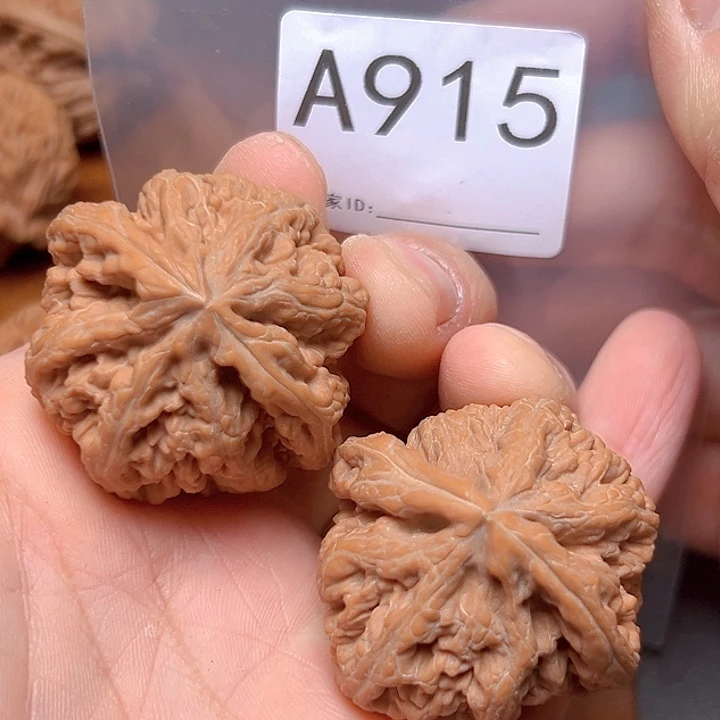 文玩核桃吊坠嗦*蜜42免大粗筋