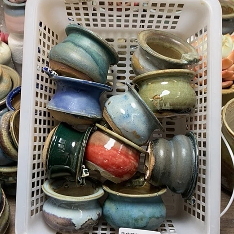 紫砂花盆695微瑕品口径4到5左右有打磨12个一组