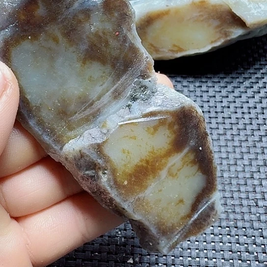 和田玉（糖玉）未镶嵌珠宝半成品